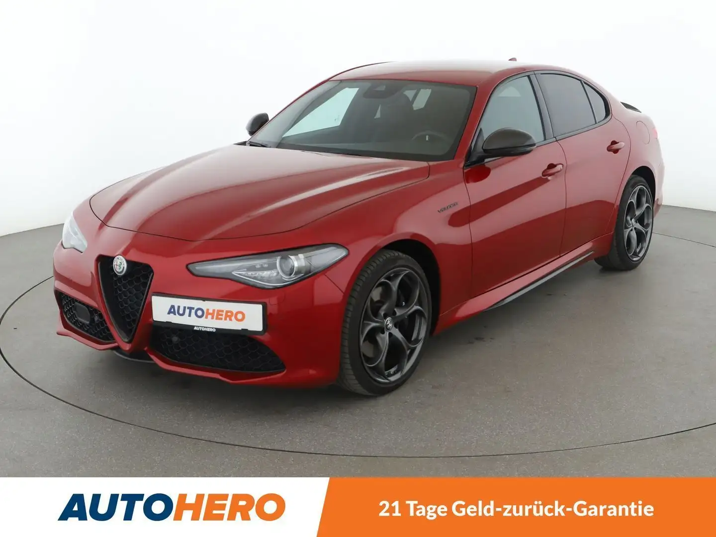 Alfa Romeo Giulia 2.0 Turbo Q4 TI Veloce Aut.*NAVI*BI-XENON*ACC*CAM* Rot - 1
