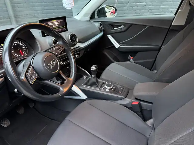 Audi Q2 view 14