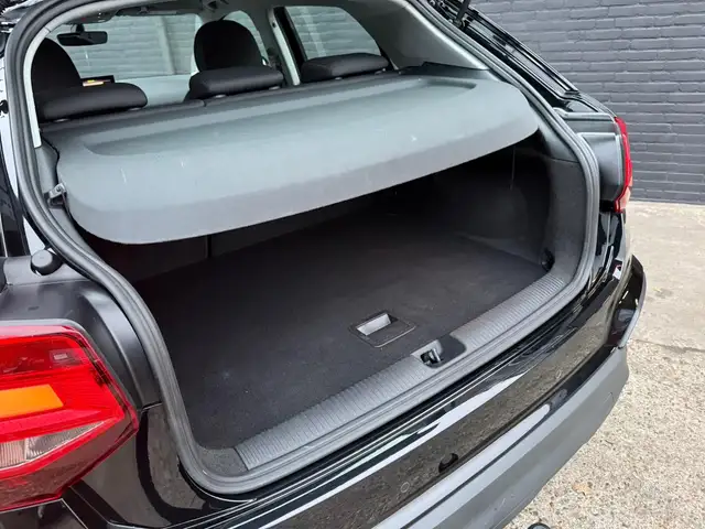 Audi Q2 view 17
