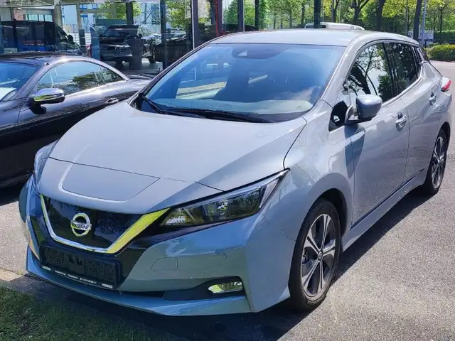 Nissan Leaf N Connecta (ZE1)