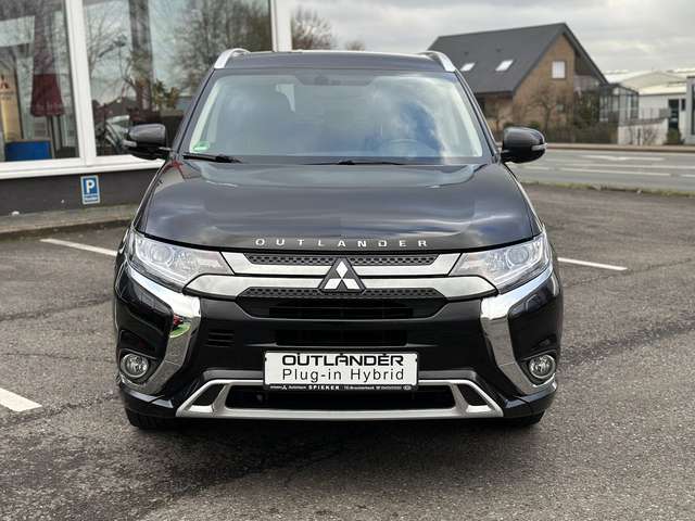 Mitsubishi Outlander PHEV Spirit 4WD