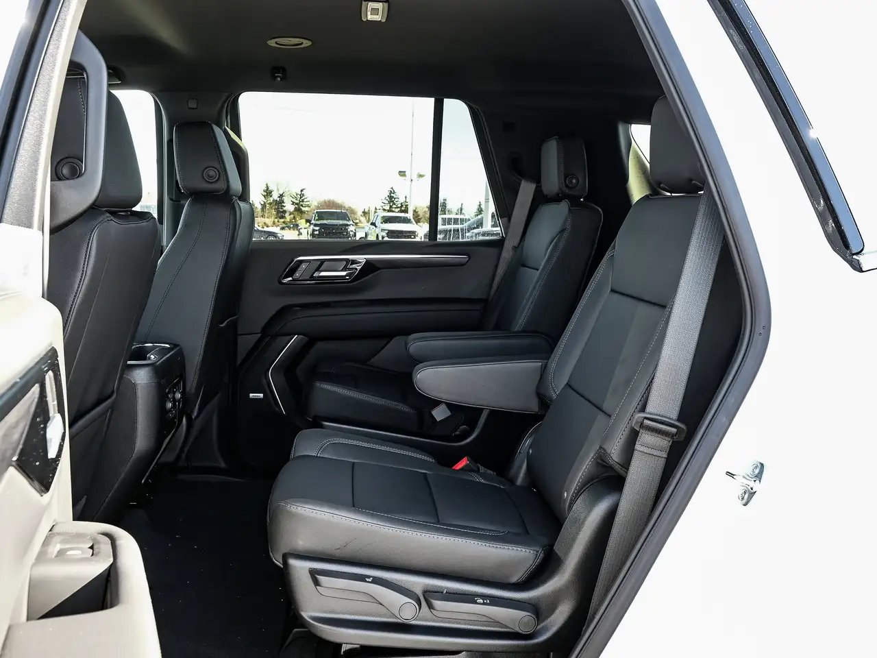 Chevrolet Tahoe снимка Chevrolet Tahoe