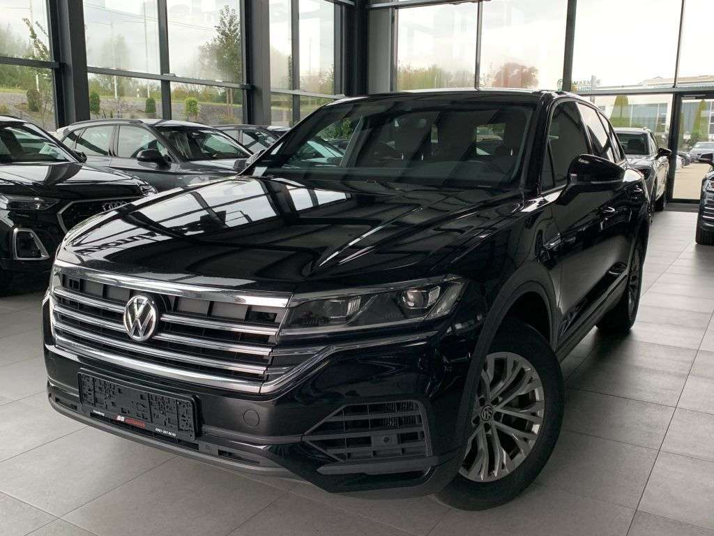 Second hand Volkswagen Touareg 3.0 TDI