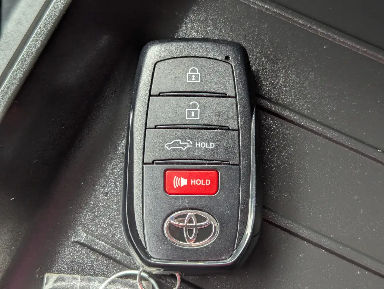 Toyota Tundra снимка Toyota Tundra