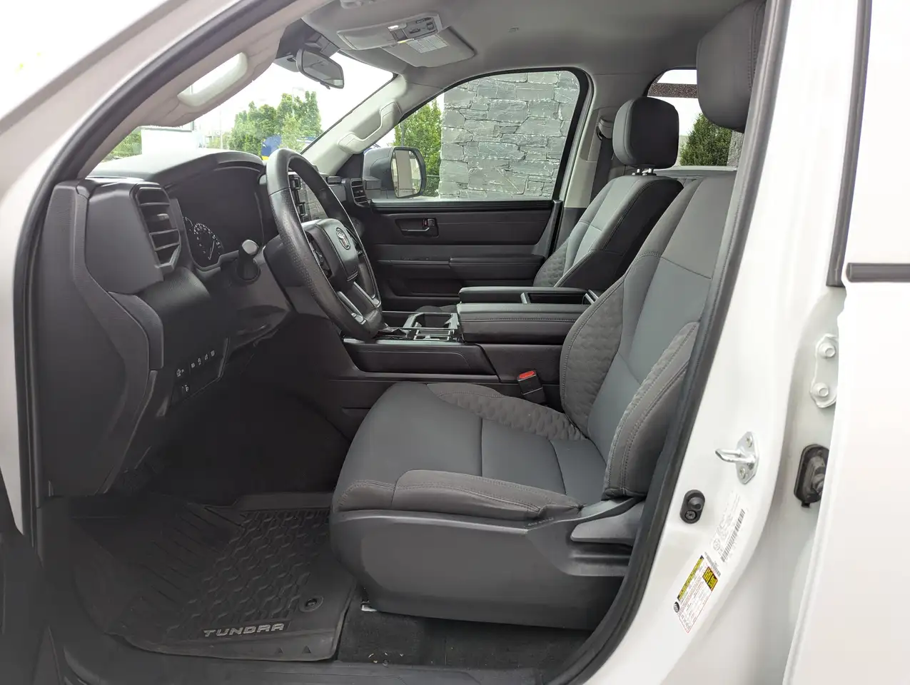 Toyota Tundra снимка Toyota Tundra