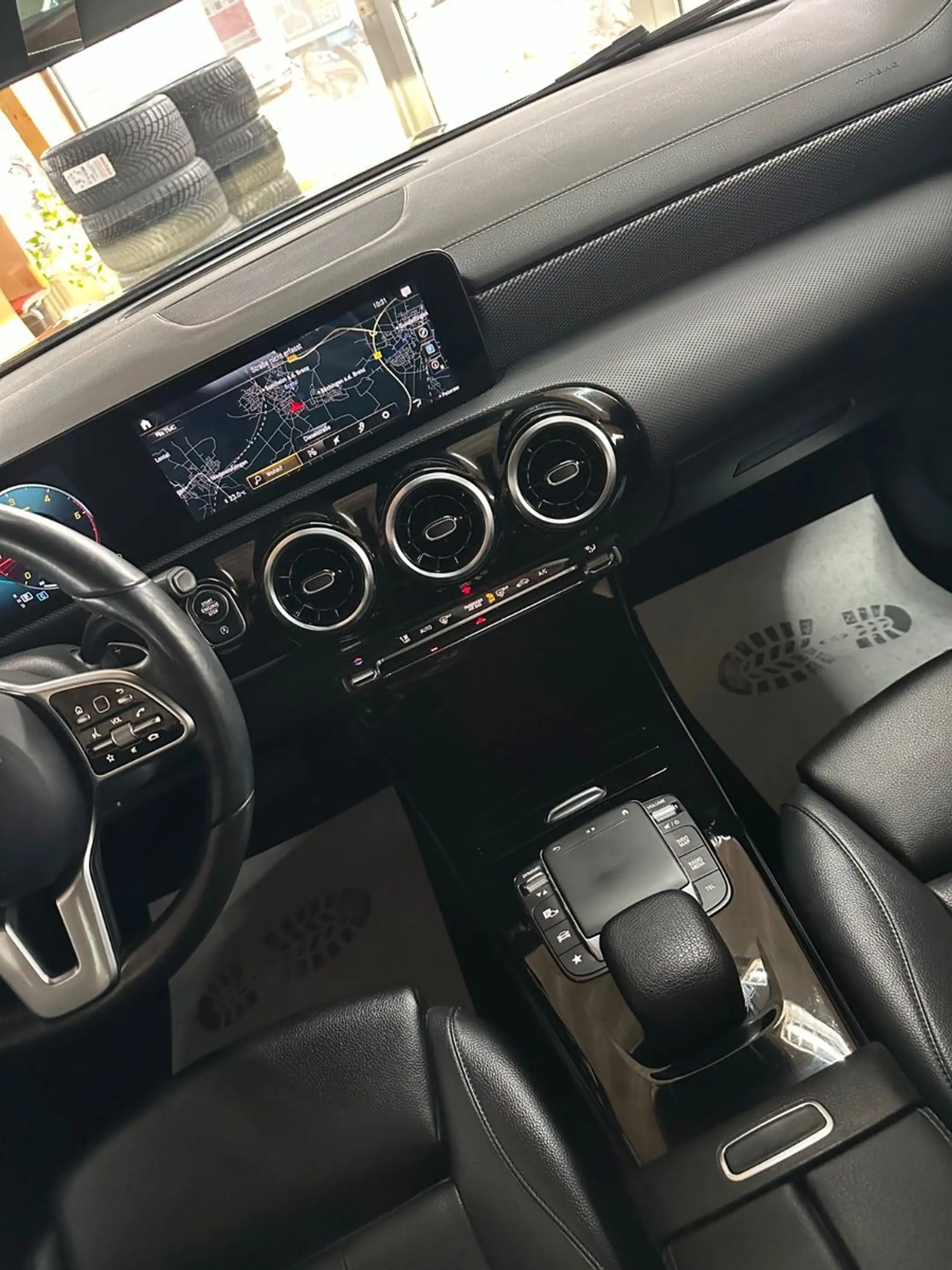 Mercedes-Benz CLA 200 8G-DCT Progre*Kam*Nav*LED*Widescreen — photo 12