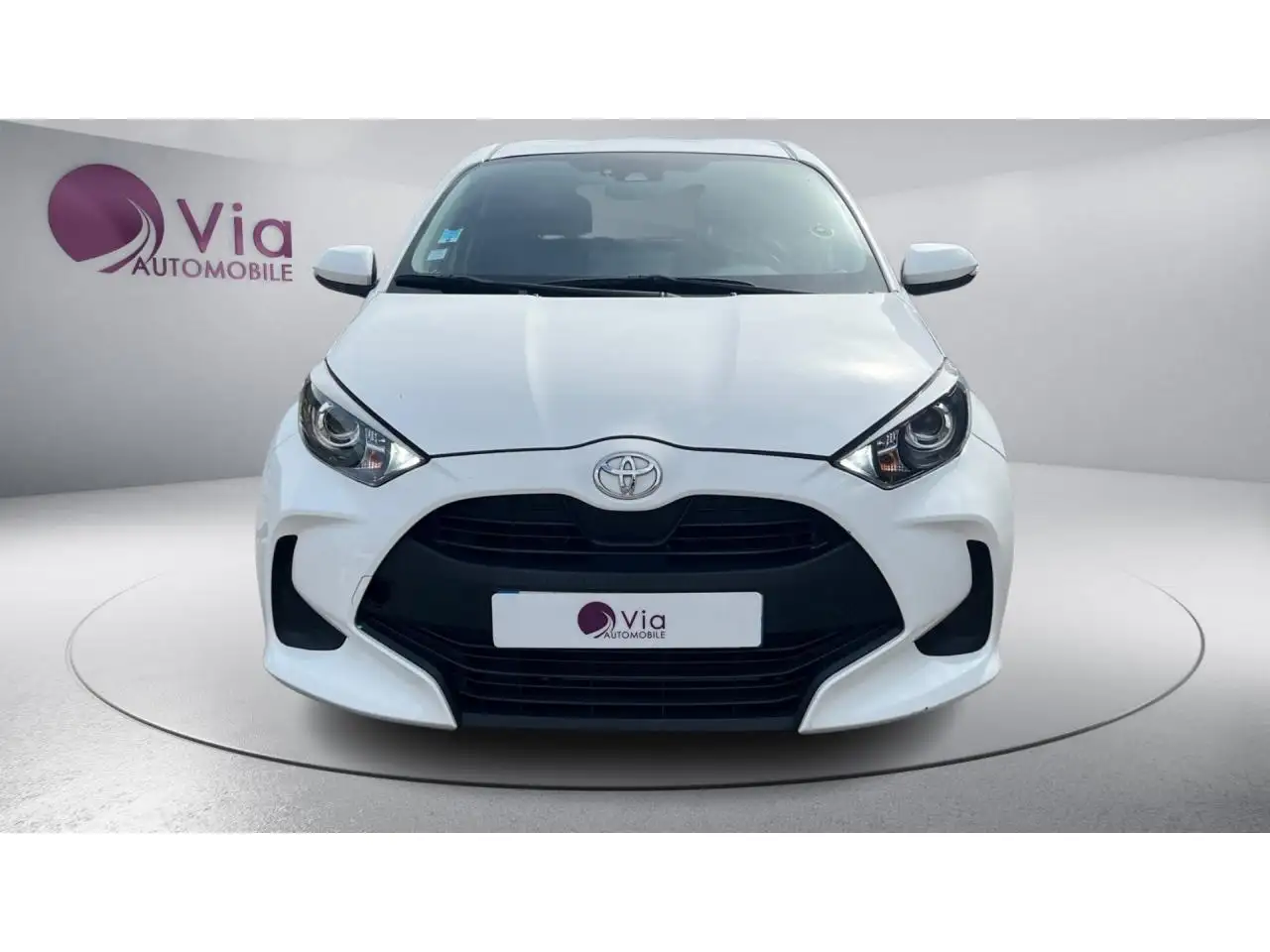 Toyota Yaris Yaris — photo 2