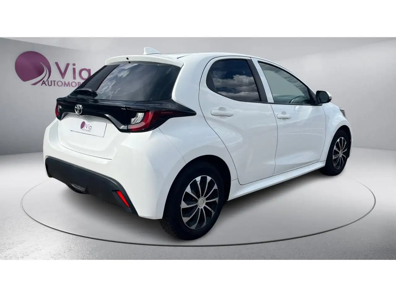 Toyota Yaris Yaris — photo 6