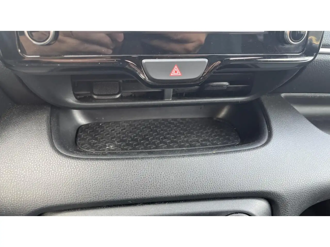 Toyota Yaris Yaris — photo 29