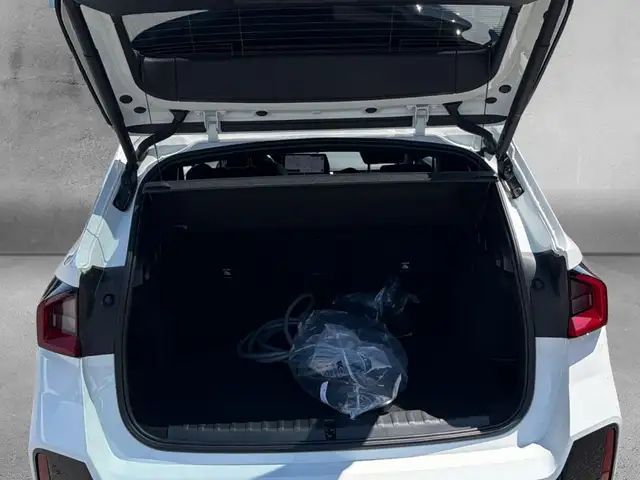 BMW iX1 view 15