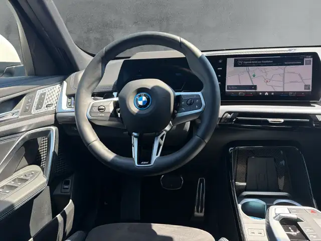 BMW iX1 view 10