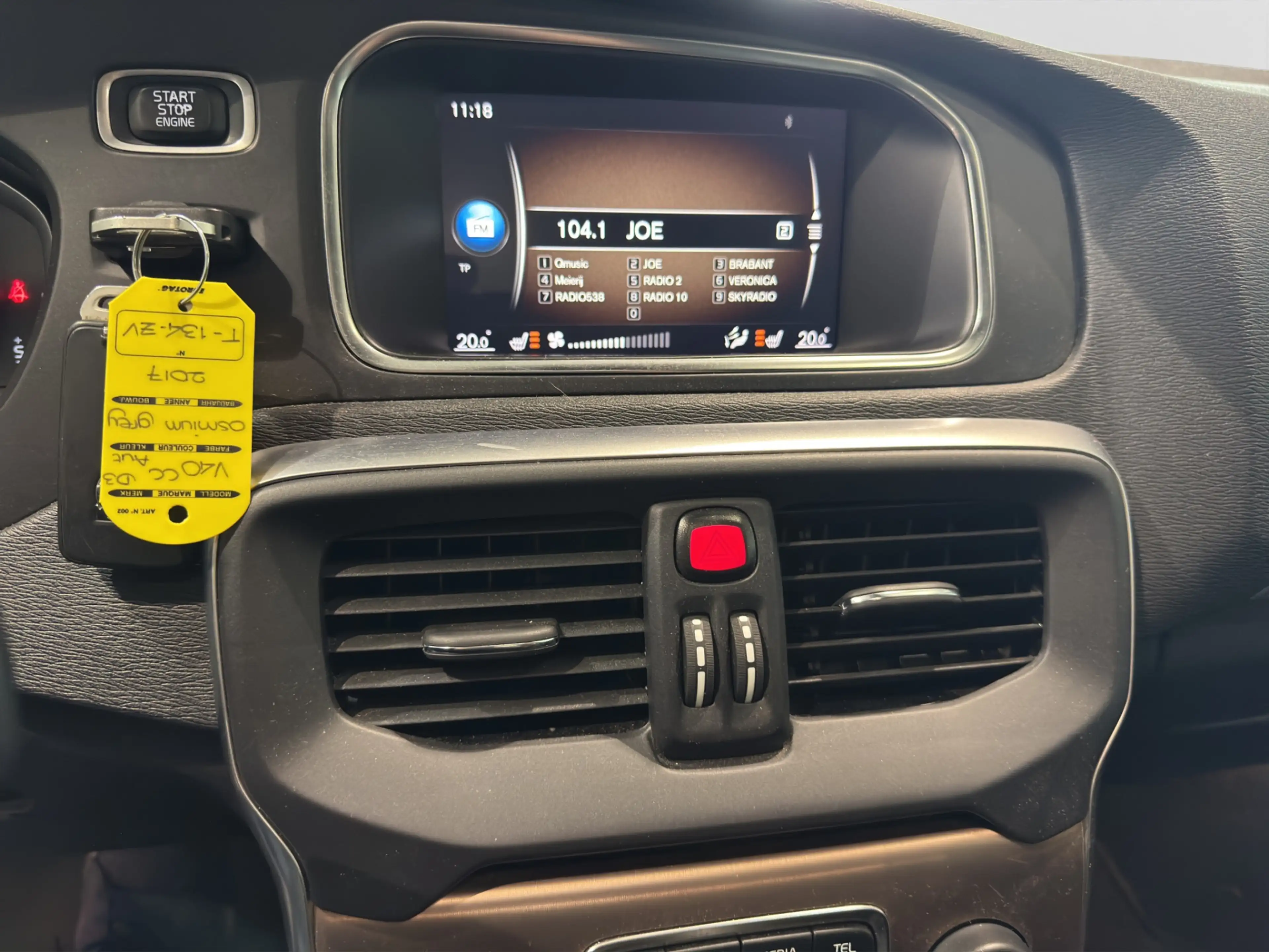 Volvo V40 Cross Country D3 Aut. ACC Leder Trekhaak Parkeercamera Stoelverw — photo 7