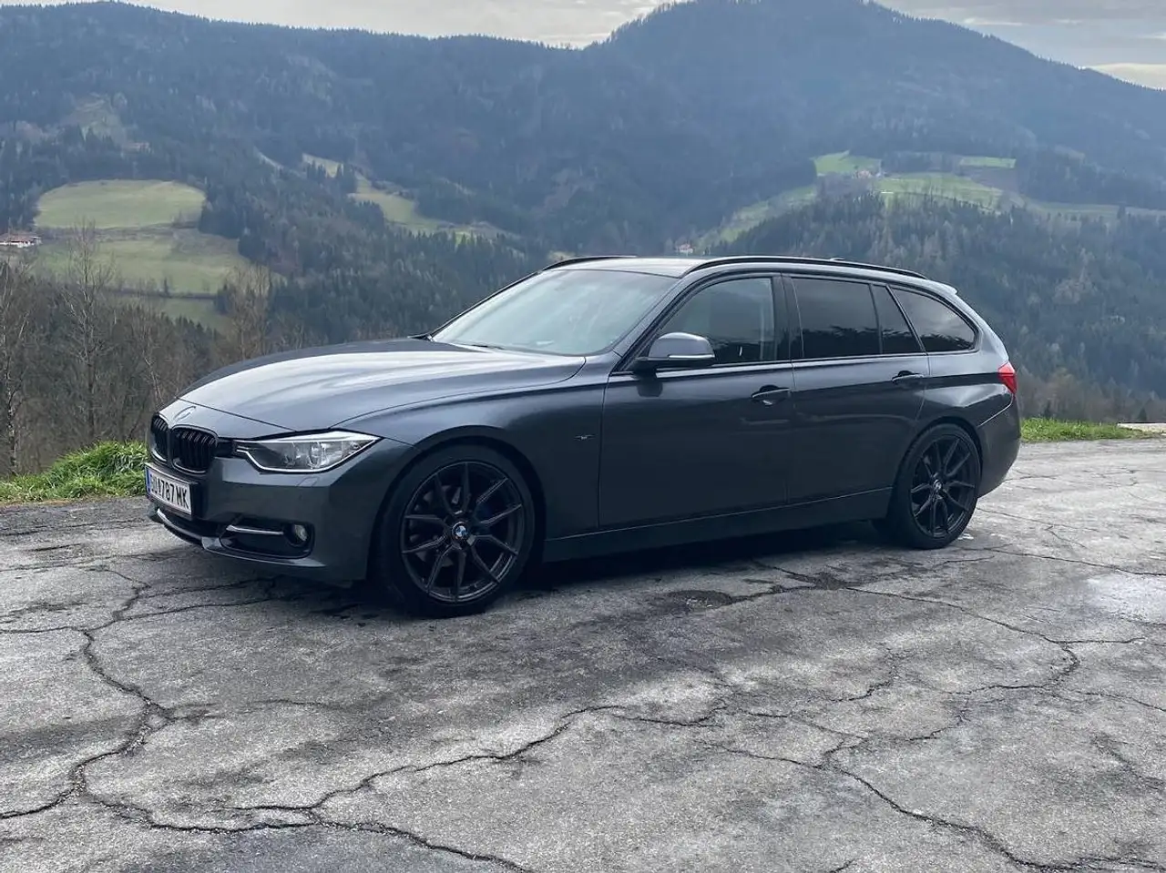 BMW 320