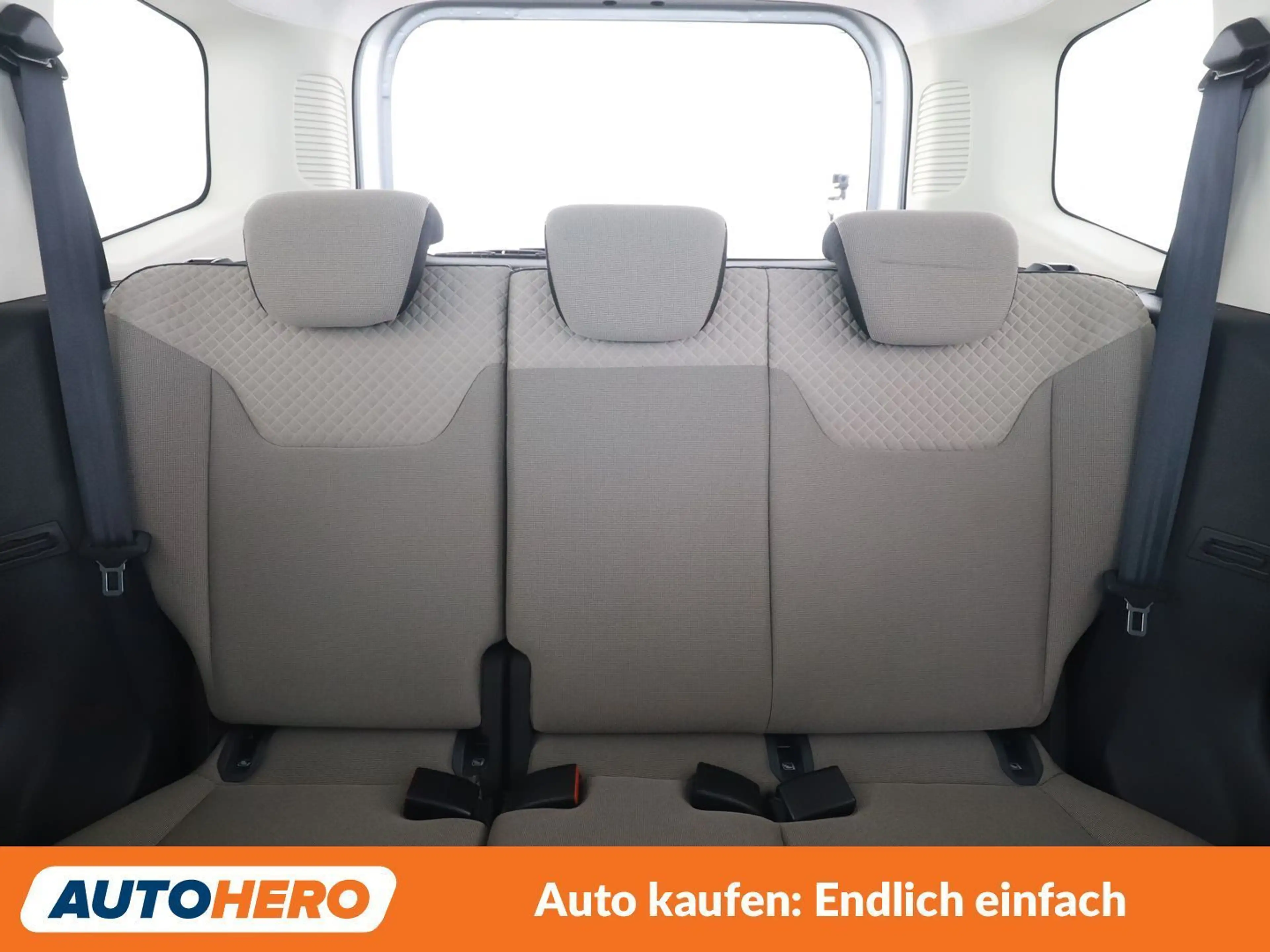 Ford Tourneo 1.0 EcoBoost Titanium — photo 15