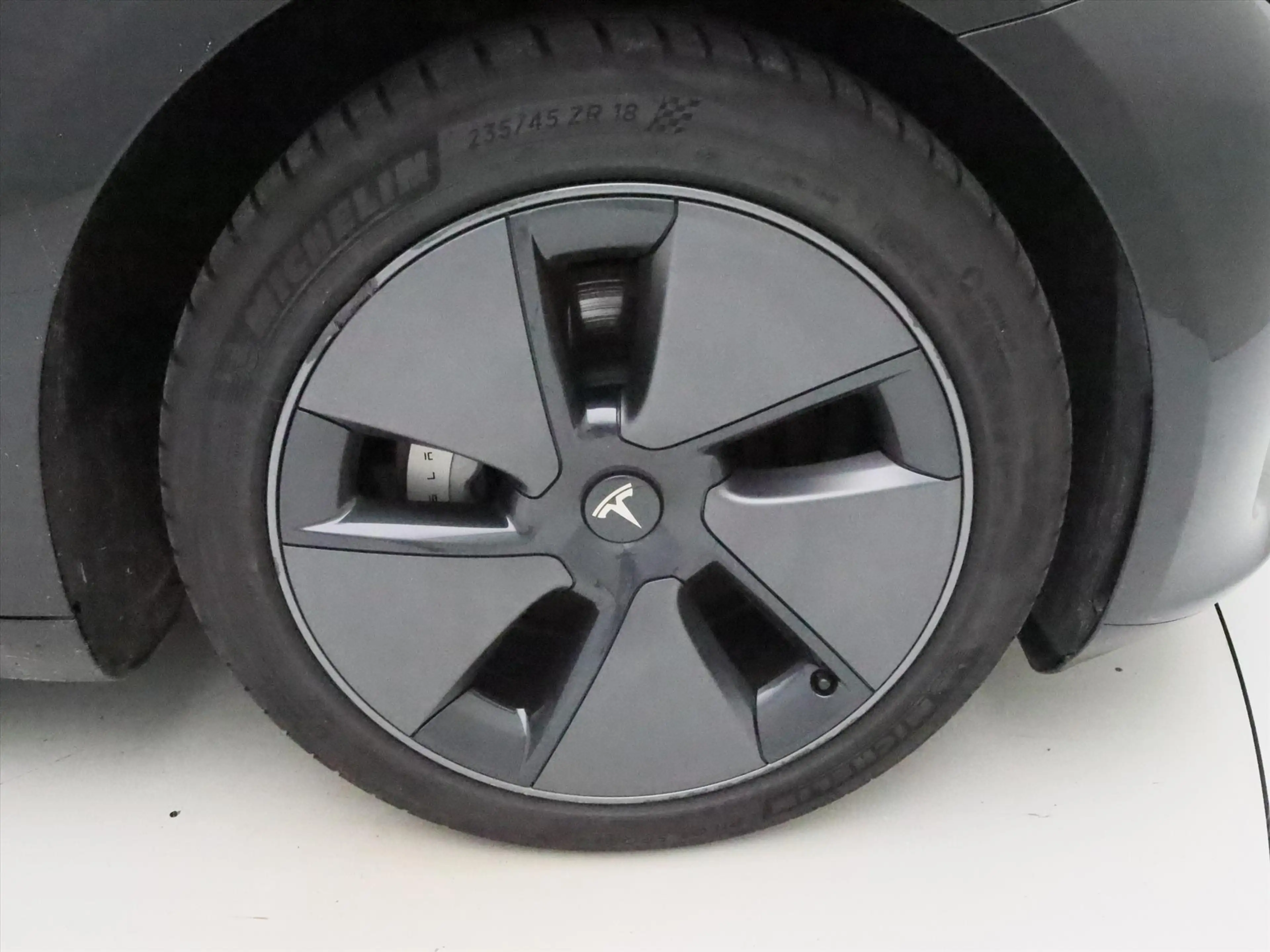Tesla Model 3 Standard RWD Plus 89.3% SoH FACELIFT [ LFP-ACCU+WA — photo 10