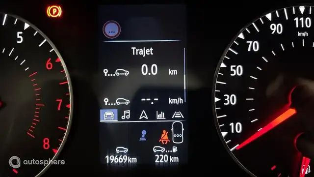 Renault Clio view 9
