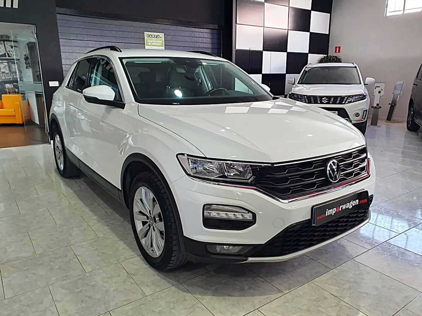 Volkswagen T-Roc 1.0 TSI Edition Blanc - 2