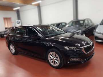 TSi + DSG + CarPLAY + Virtual + LED + AmbiantLight + CAM + KeylessGo