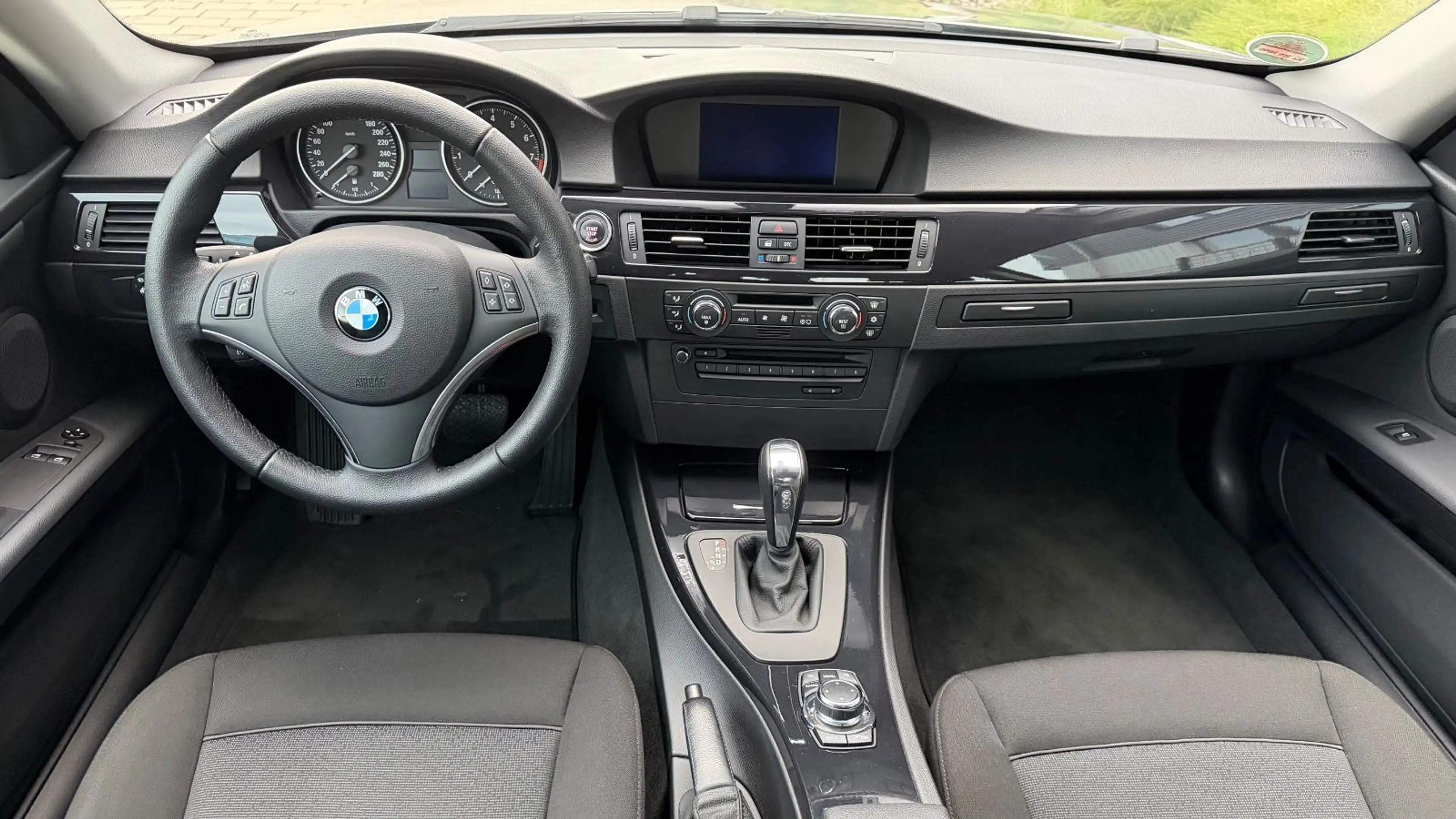 BMW 325 i 3 Coupe AUTOMATIK TÜV,46.000KM,1-HAND,NAVI — photo 10
