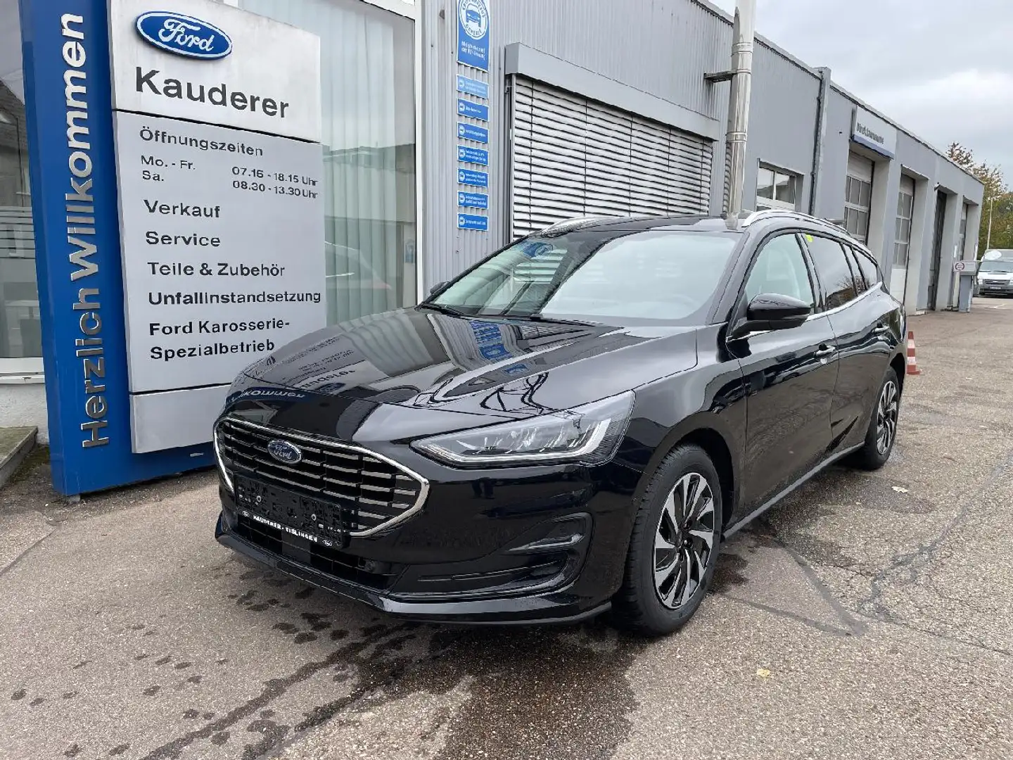 Ford Focus Titanium Edition - 1