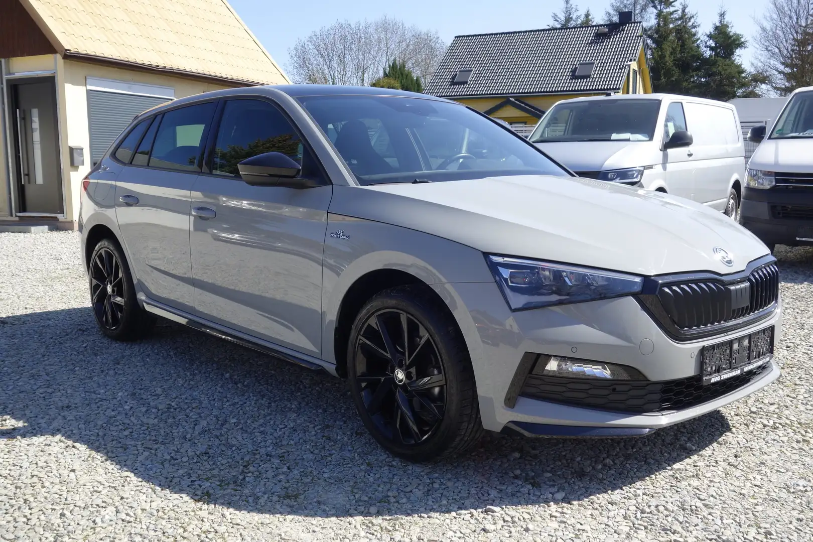 Skoda Scala Monte Carlo AHZV LED Garantie Grau - 1