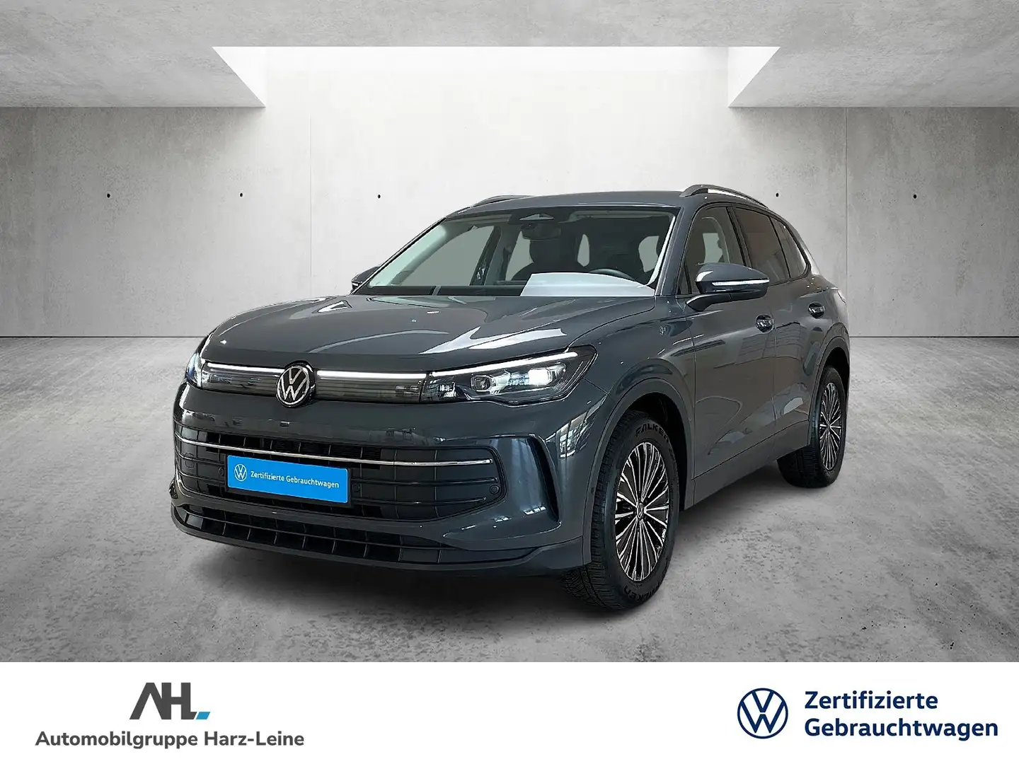 Volkswagen Tiguan 2.0 TDI Life DSG Navi AHK RFK LED ACC Grau - 1