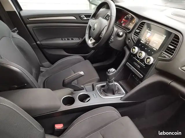 Renault Megane view 6