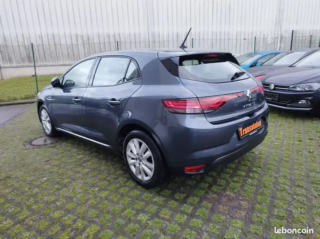 Renault Megane view 3