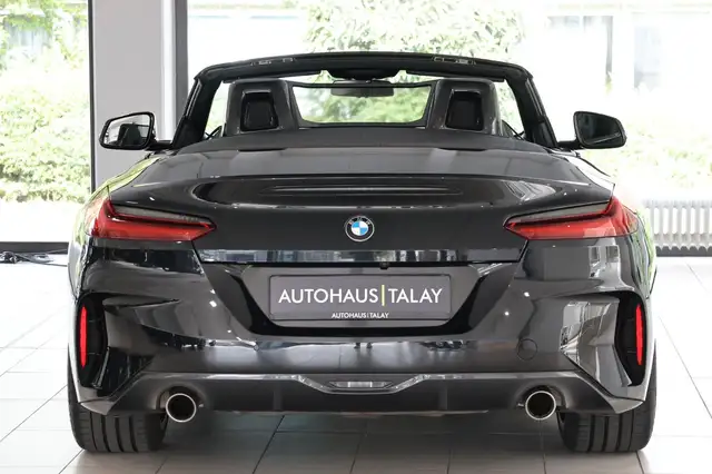 BMW Z4 view 6