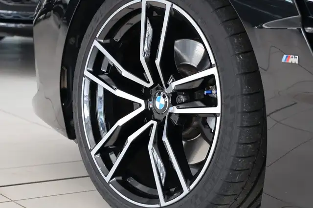 BMW Z4 view 9