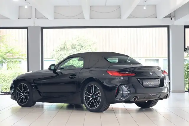 BMW Z4 view 4