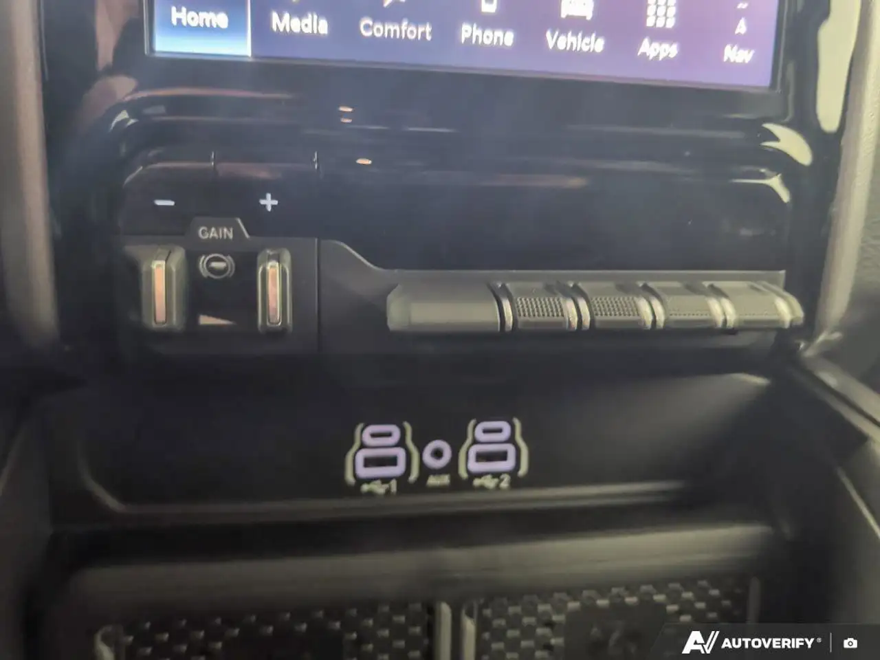 RAM 2500 снимка RAM 2500