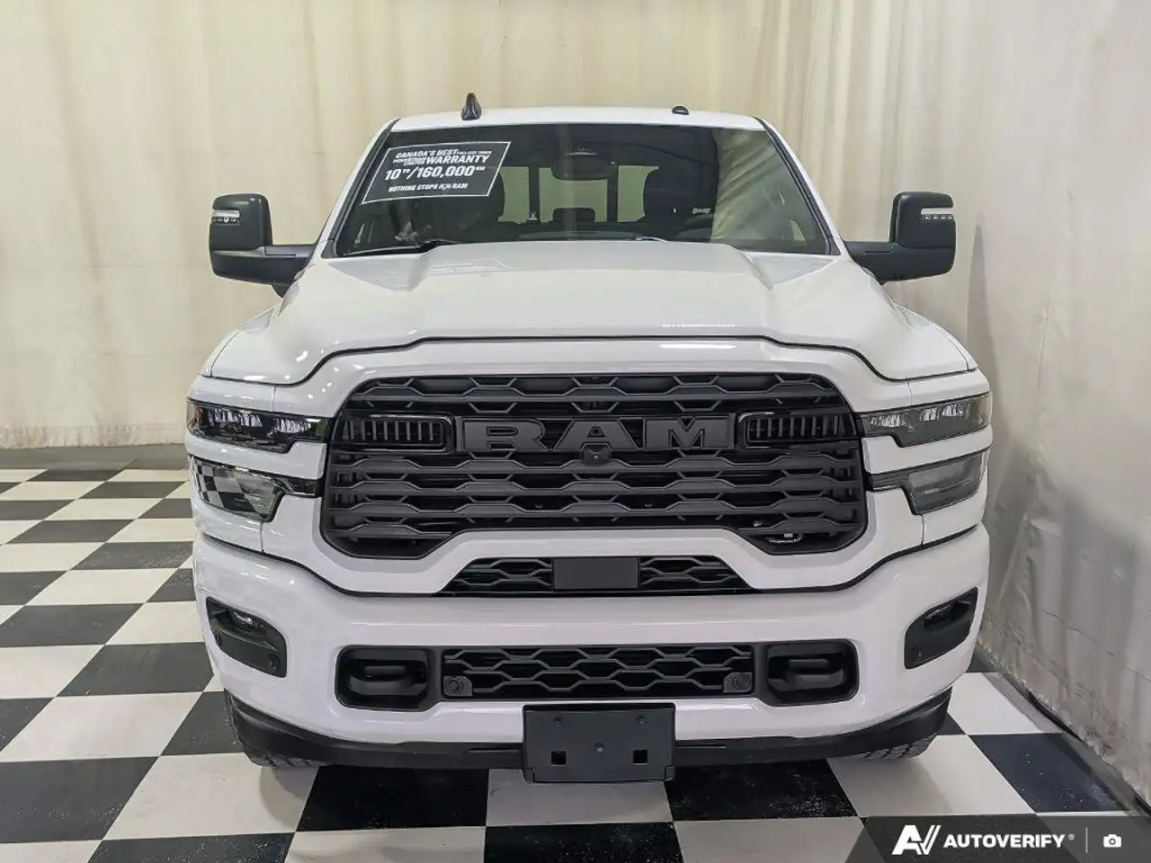 RAM 2500 снимка RAM 2500