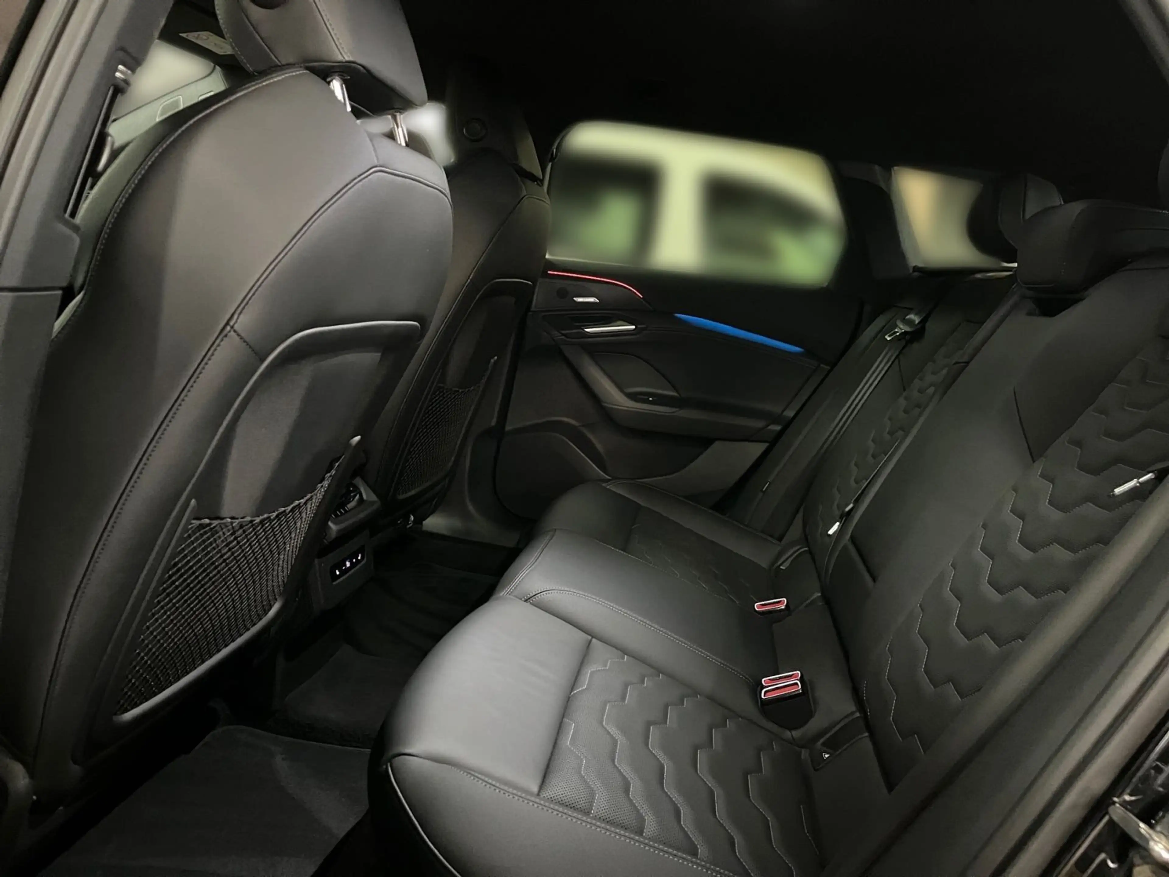 Audi A6 e-tron quattro s-line TechPlus Experien — photo 13