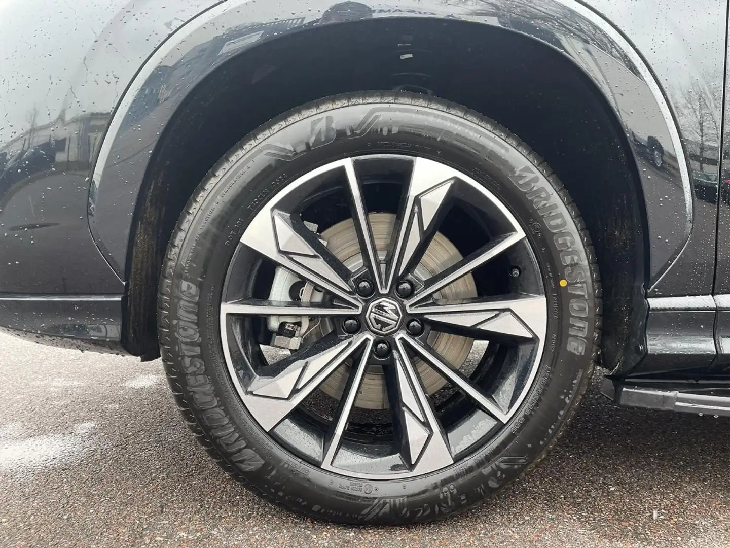MG EHS Luxury Schwarz - 2