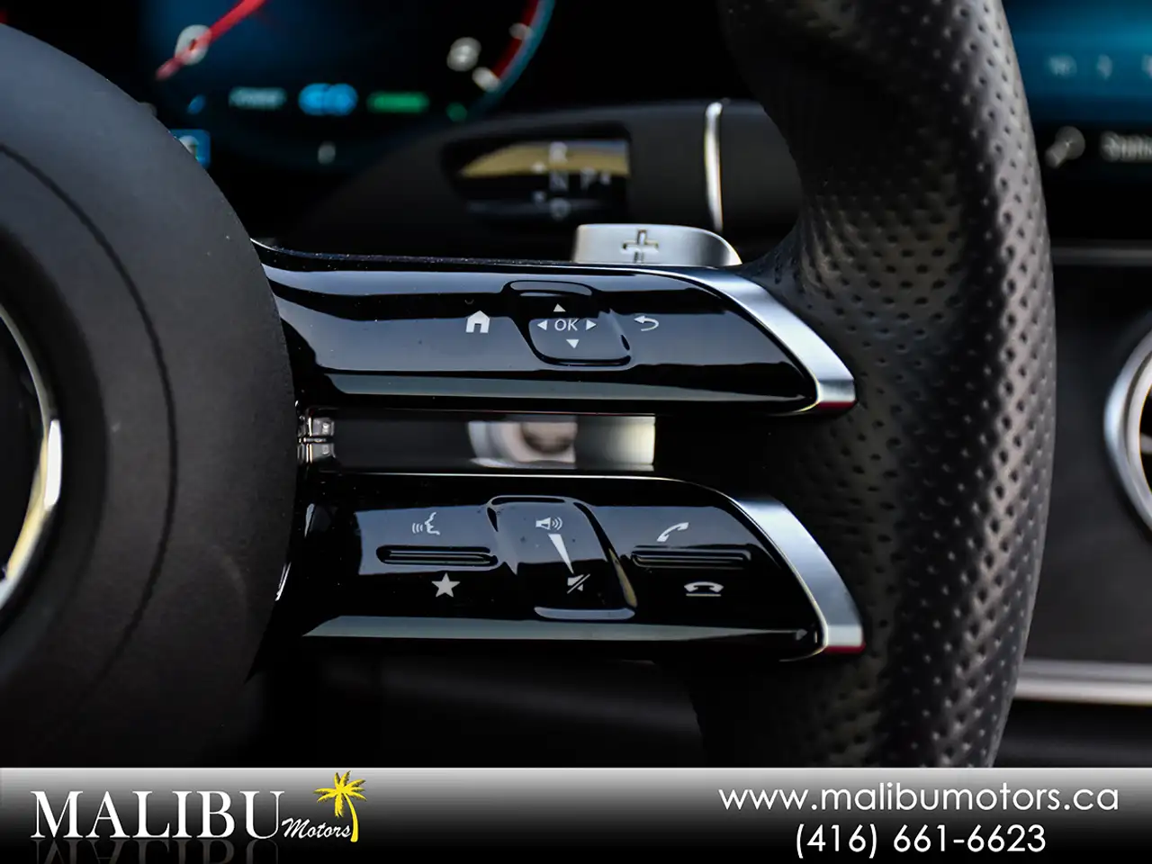 Mercedes-Benz E-Class снимка Mercedes-Benz E-Class