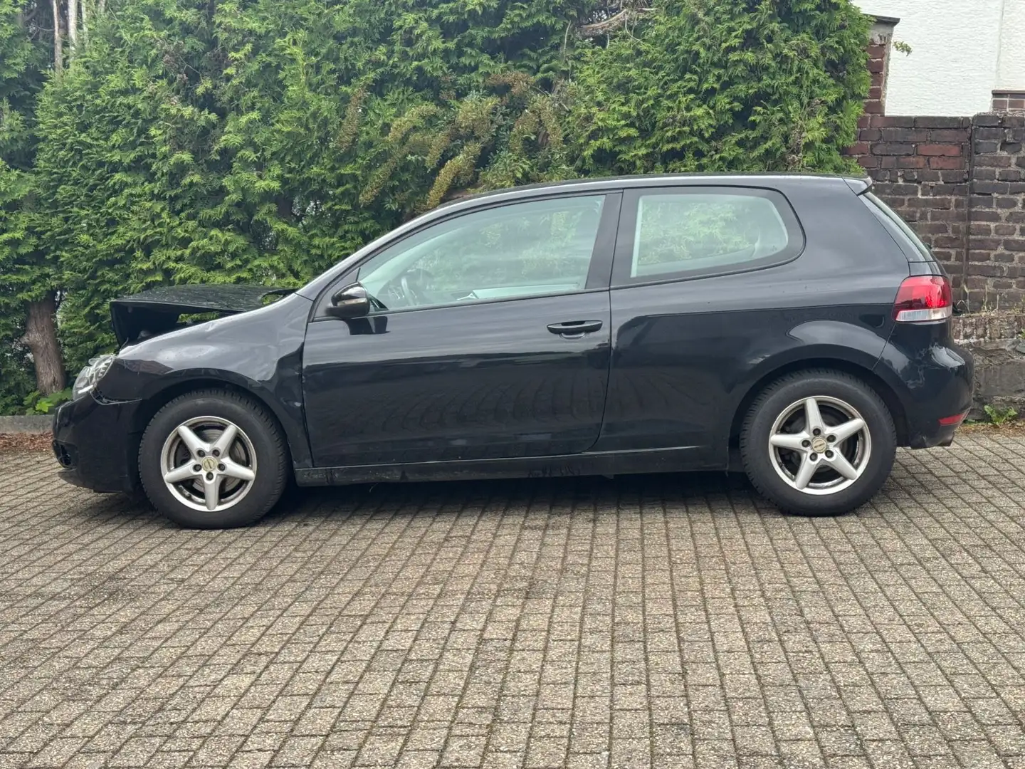Volkswagen Golf VI Highline Schwarz - 1