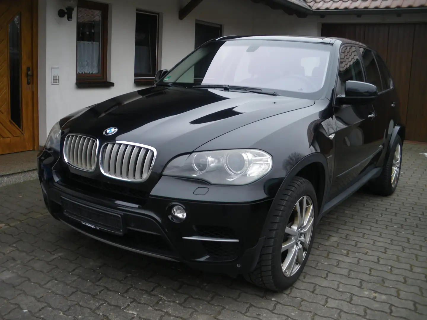 BMW X5 xDrive40d, Kli Leder, Navi, AHK, Rückfahrkamera Schwarz - 1