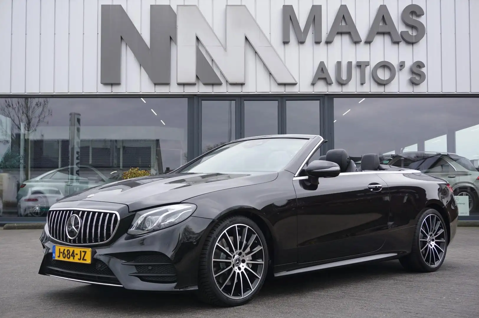 Mercedes-Benz E 300 Cabrio AMG MEMORY BURMESTER Noir - 2