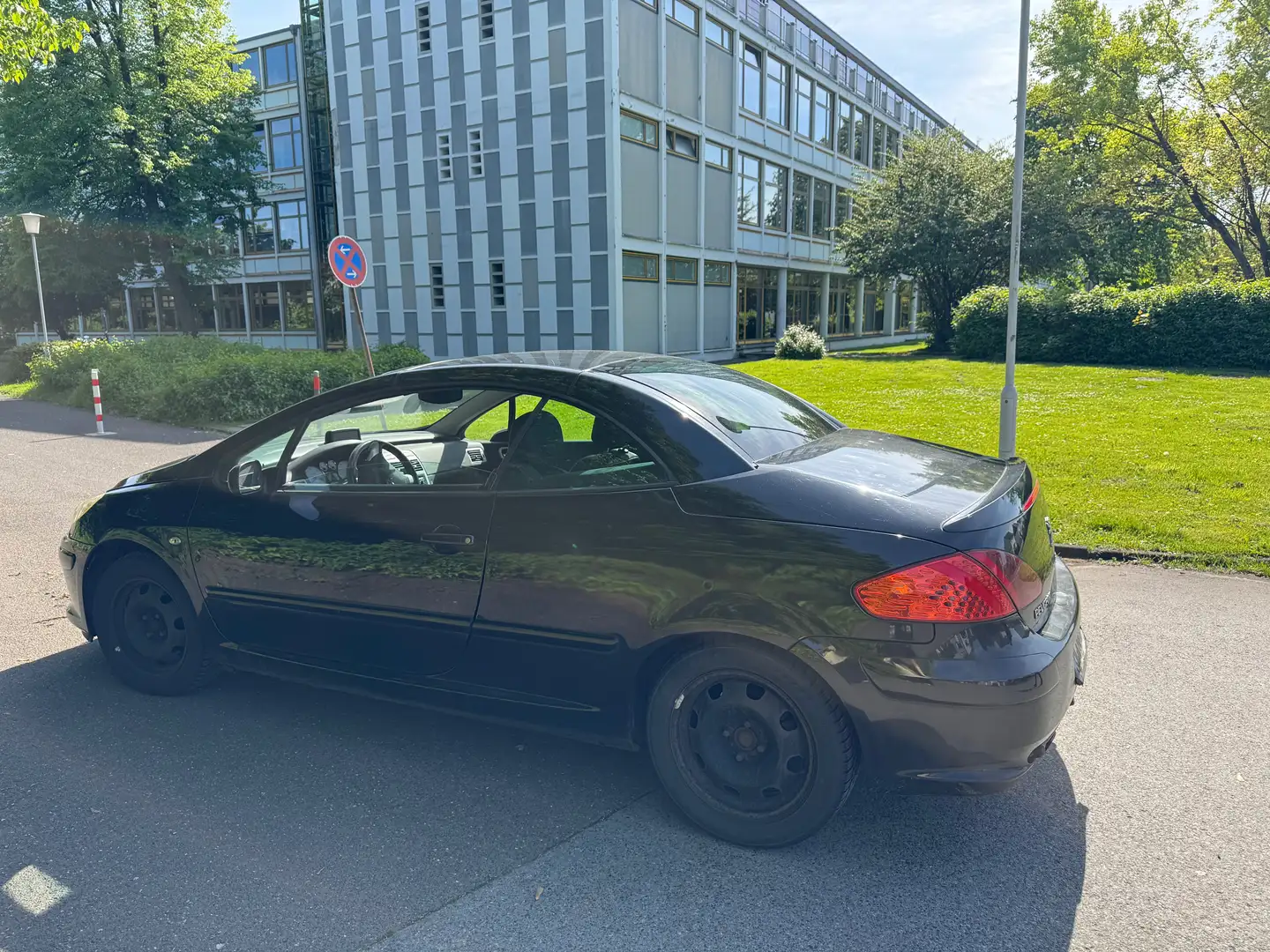 Peugeot 307 307 CC HDi FAP 135 Sport Schwarz - 2