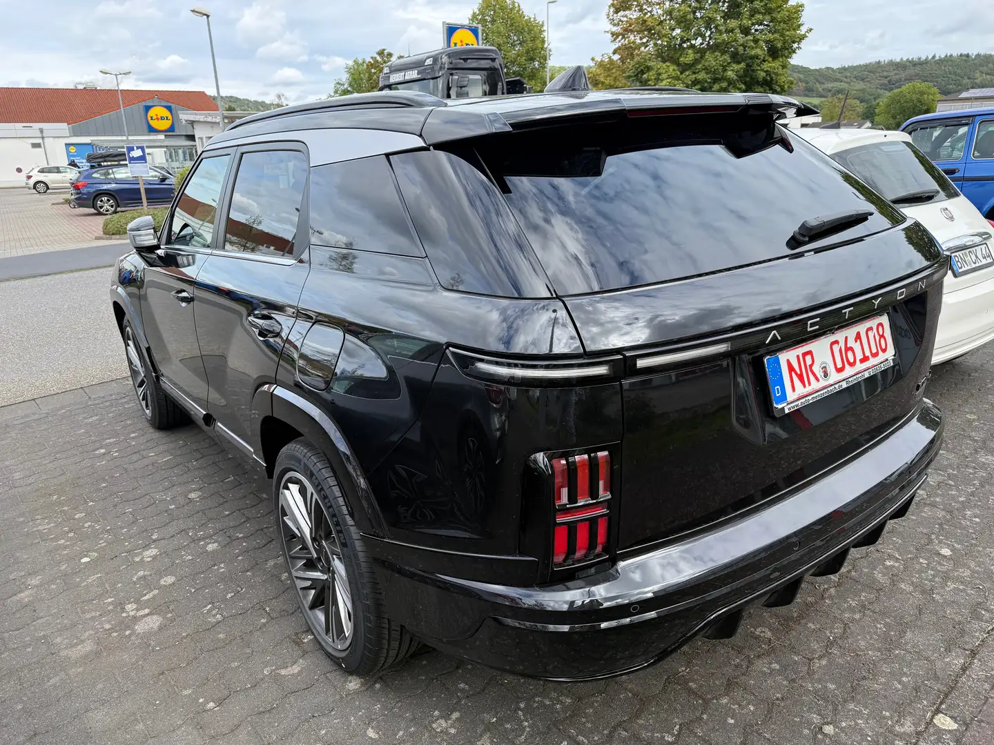 KGM Actyon LUX Negro - 2