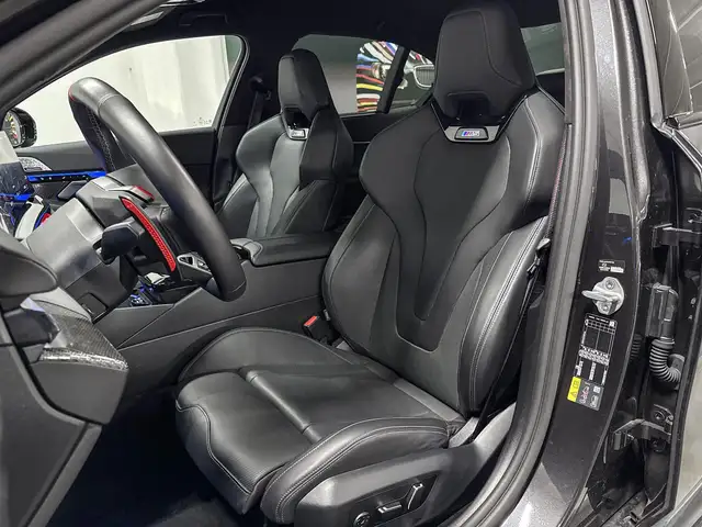 BMW M5 view 10