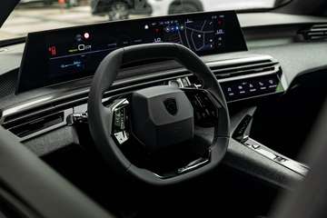 GT | 210 PK | 360° | Leder | Pano | Massage | F...