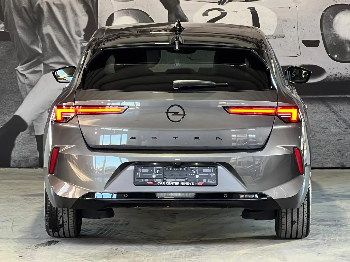 Opel Astra Astra 1.2 Turbo GS Line Grijs - 2