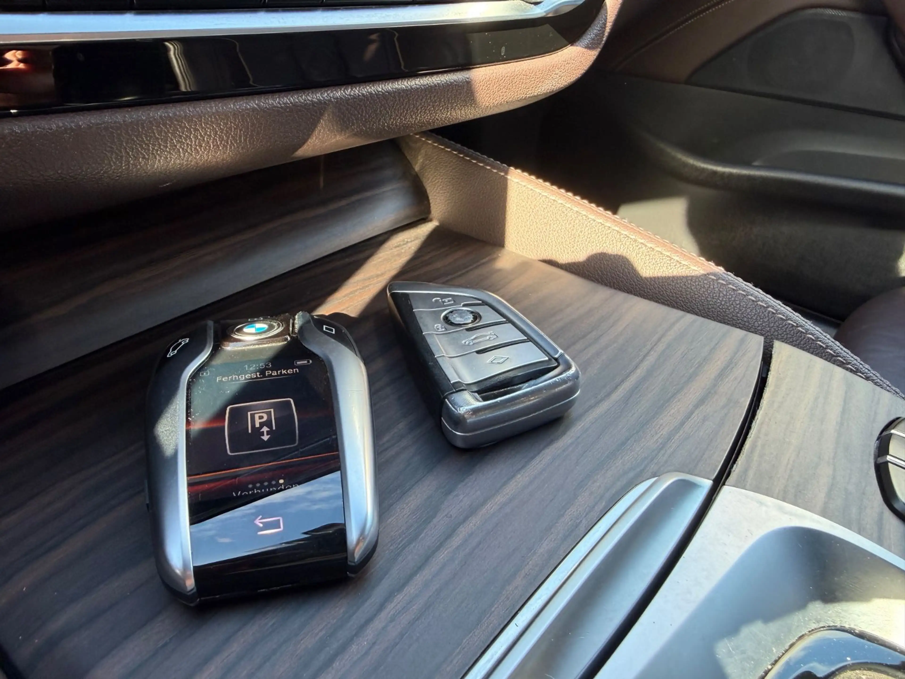 BMW 530 d xDrive Luxury Line Leder AHK 360° HuD — photo 13