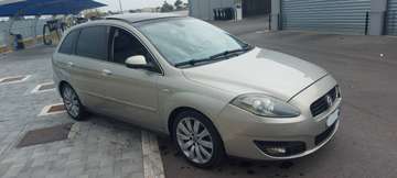2.4 modello MUST cambio automatico strafull pelle tetto ecc...