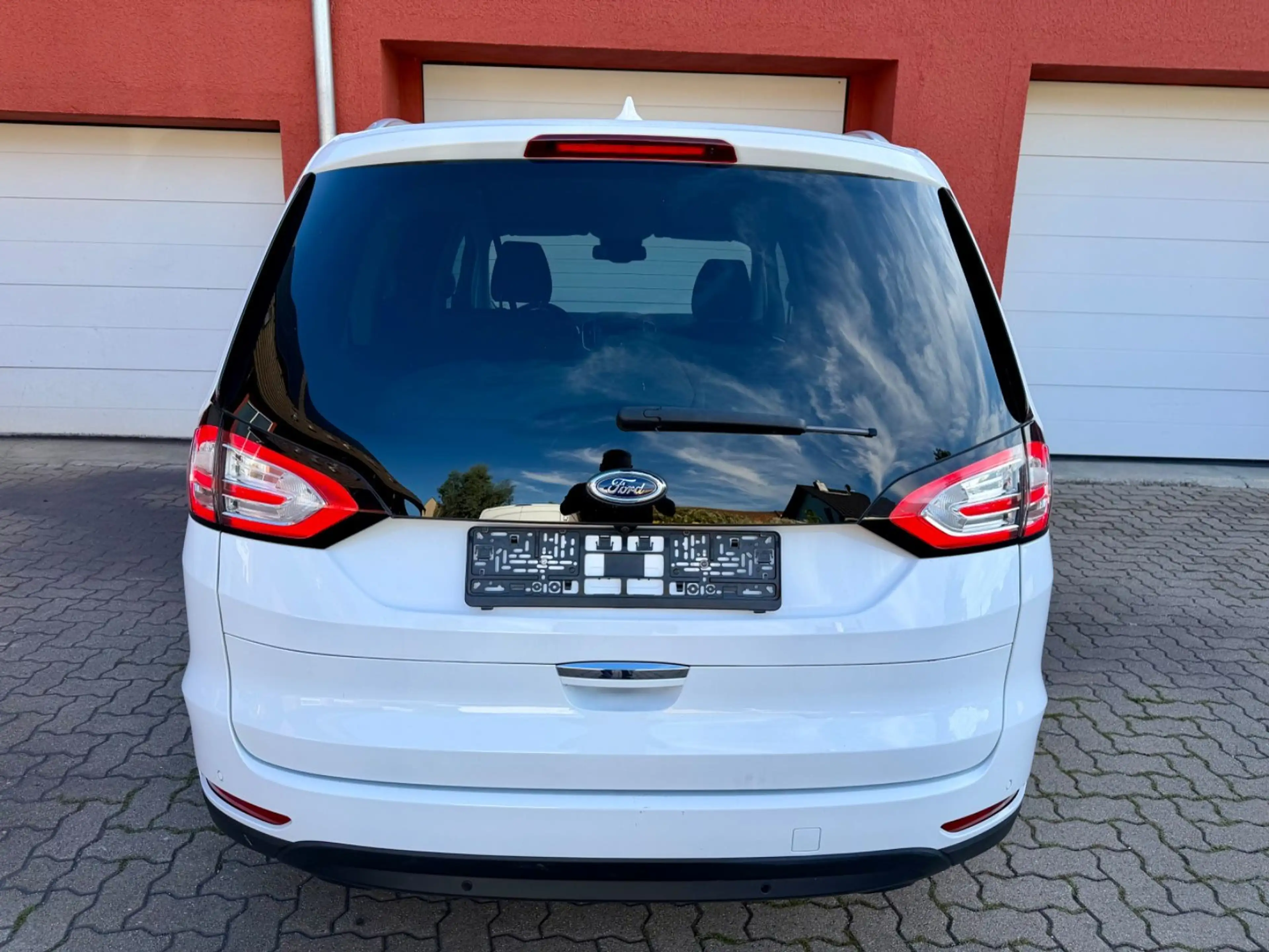 Ford Galaxy Titanium — photo 5