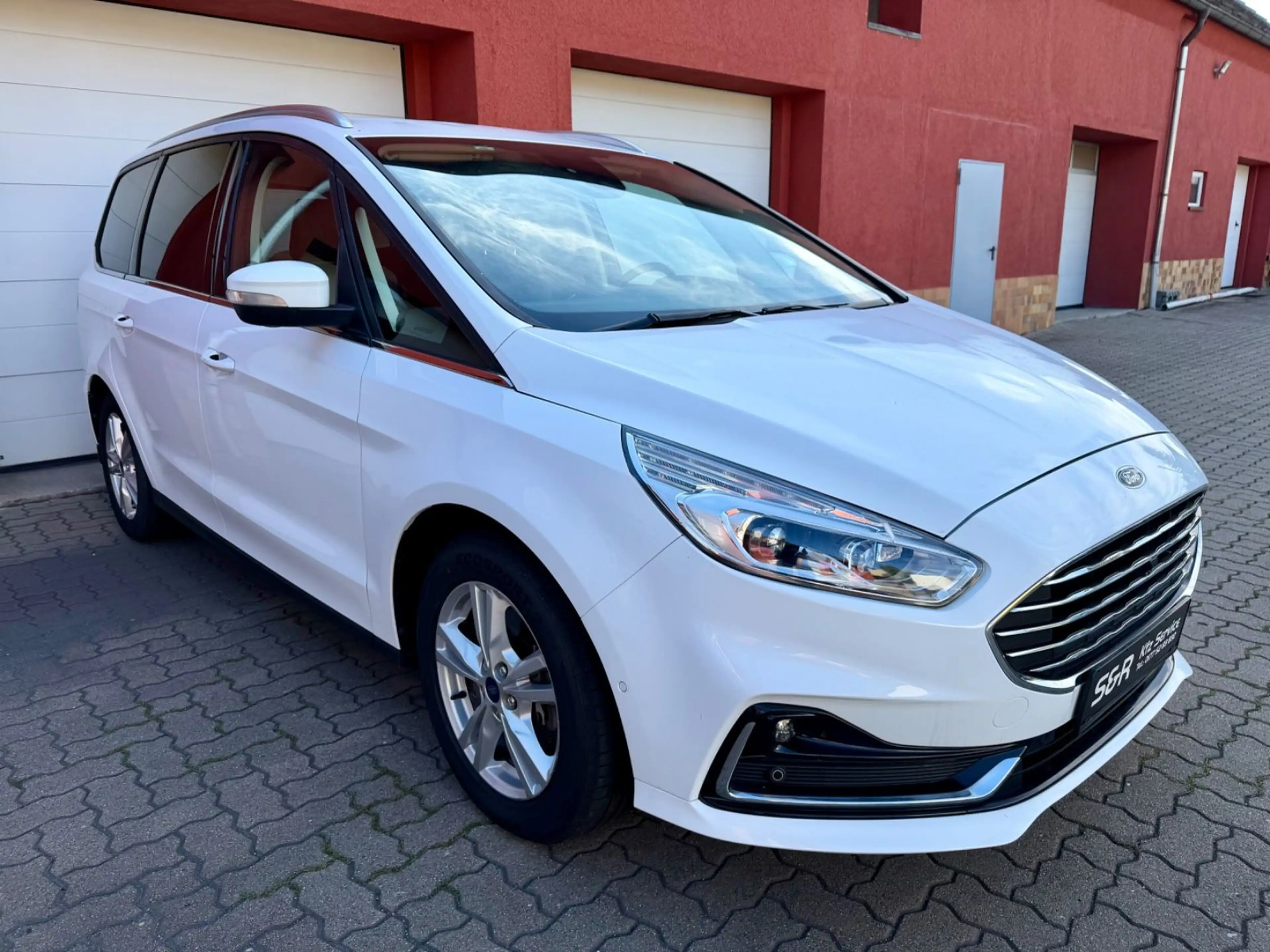 Ford Galaxy Titanium