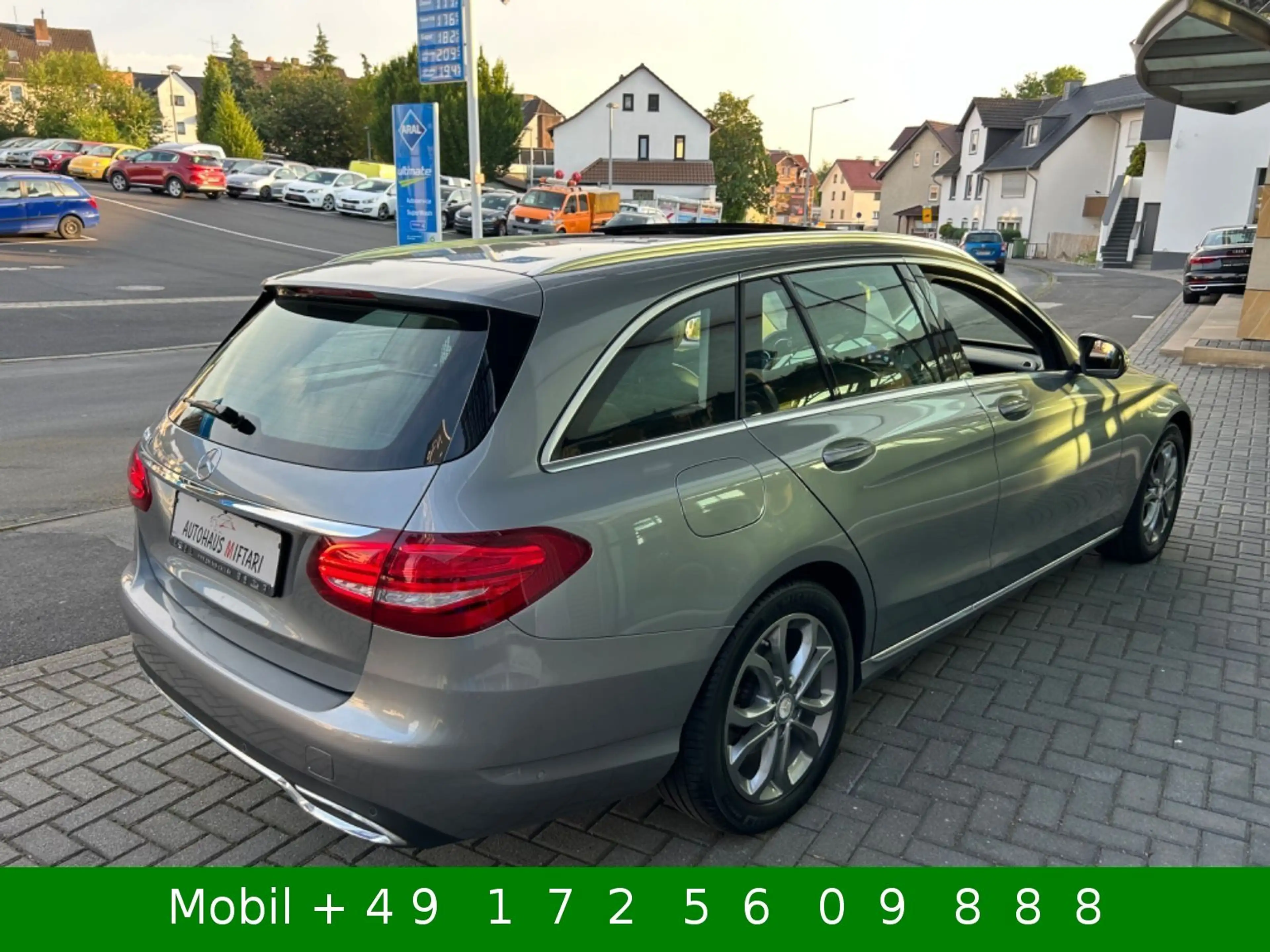 Mercedes-Benz C 220 d Avantgarde Panorama AHK — photo 3