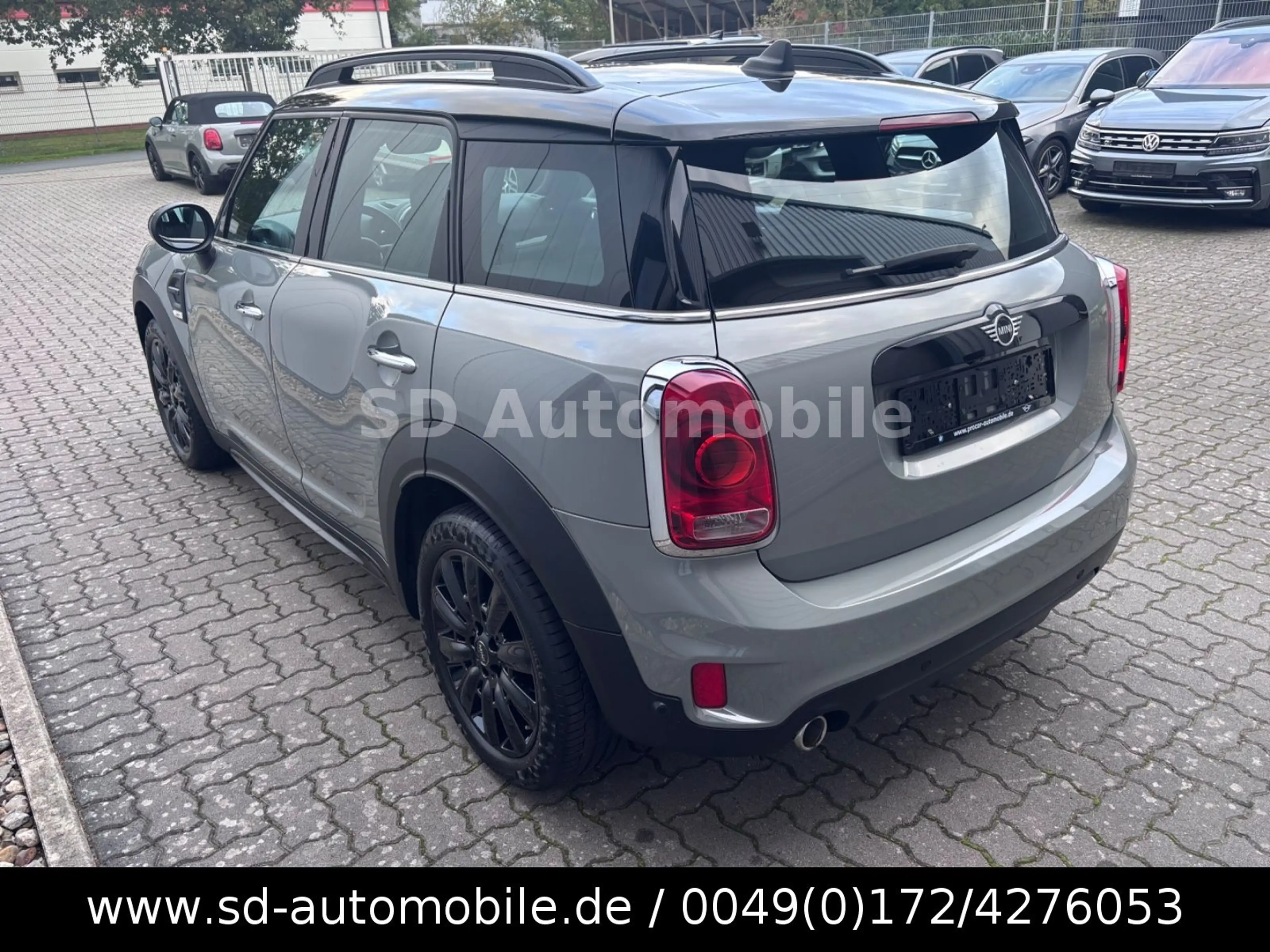 MINI Cooper D Countryman AHK+LED+18"+PANO+KAMERA — photo 6